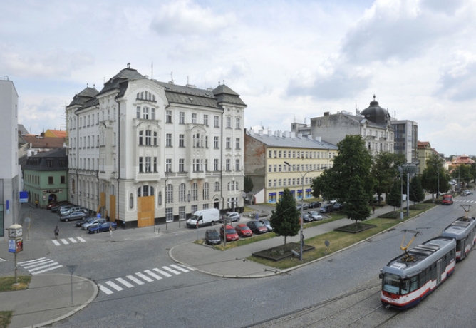 Občané doplatí na špatné hospodaření města. Vedení radnice chce v Olomouci zvýšit daň z nemovitosti o 100%