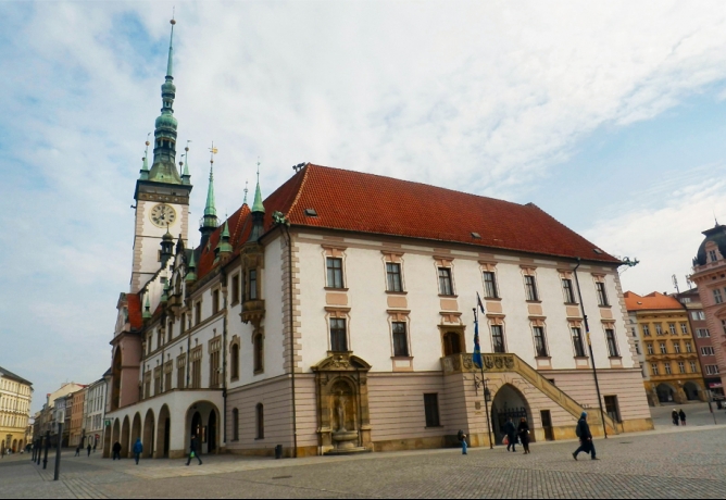 Hnutí ANO se připravuje otevřít radnice na Olomoucku